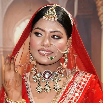 Poonam Chauhan profile