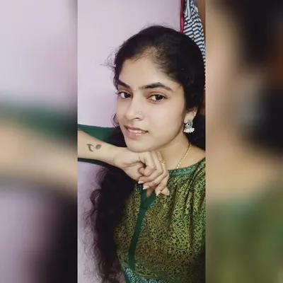 ๐ Poorni ๐ profile