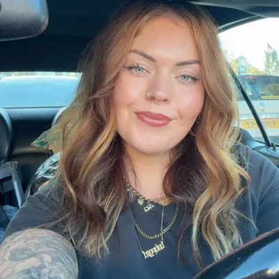 Poppy Adams profile