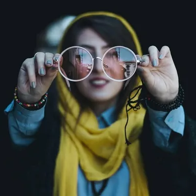 Pσɾƚɾαιƚ Iɳ Fσƈυʂ profile