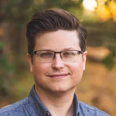 Neil Roberts profile