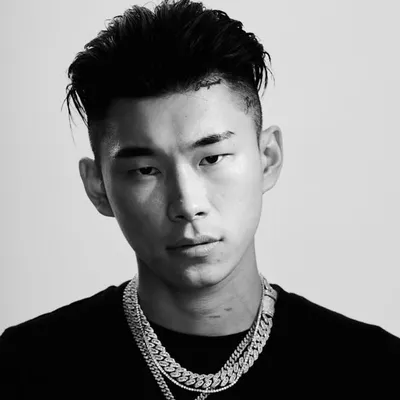 최홍철 profile