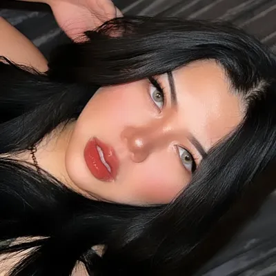riya profile