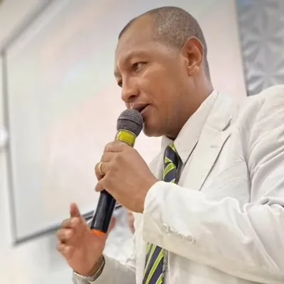 pr Gilmar profile
