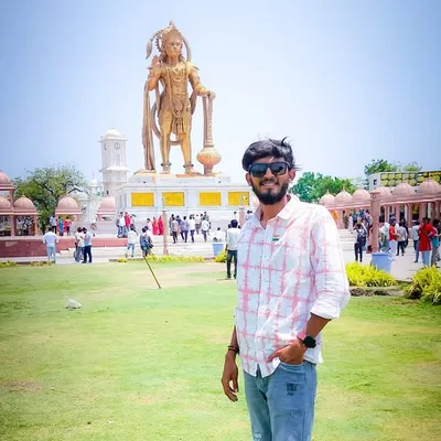 PADDUBHA…😎 profile