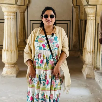 Pragya Salhotra profile