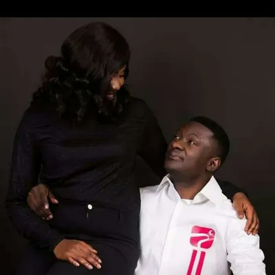 Praise Fowowe profile