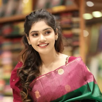 PRANIKA DHAKSHU OFFICIAL 🧿 profile
