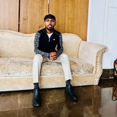 PRANJAL RATHAUR ❤️🩹 profile