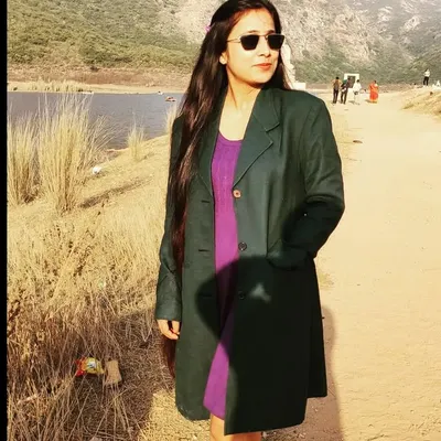 Dr Pratibha Singh profile