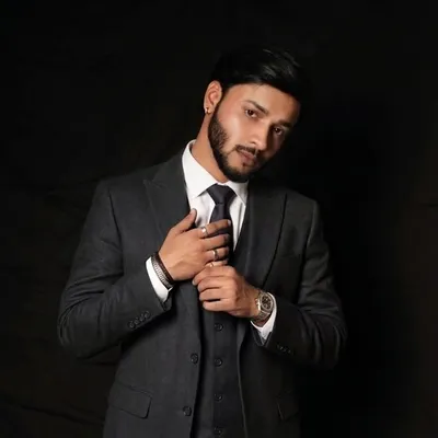 Pratik Dhakne profile