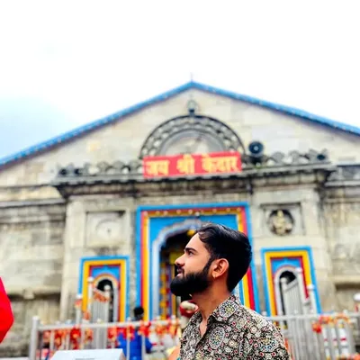 Pratik Bhola profile