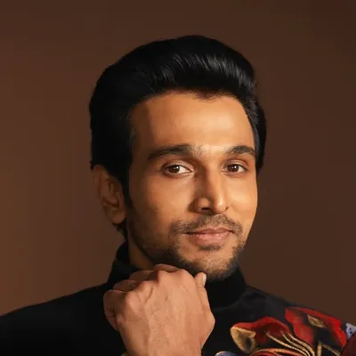 Pratik Gandhi profile