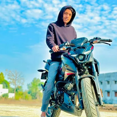 Pratik Khatri profile