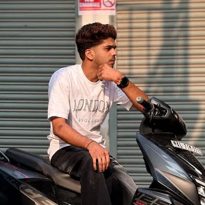 PRAVEEN profile