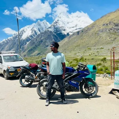 PRAVEEN profile