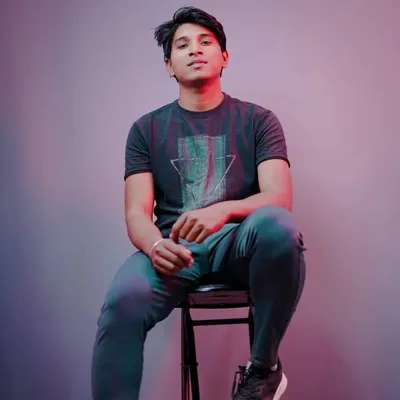 Praveen Sinha profile