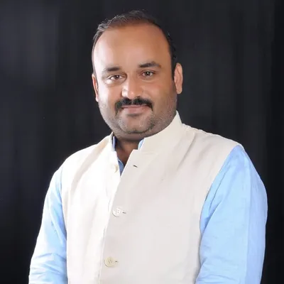 Pravin Segaliya profile
