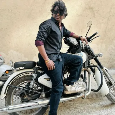 Preetesh 🇮🇳 profile