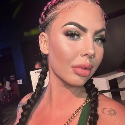 Shay Rose profile