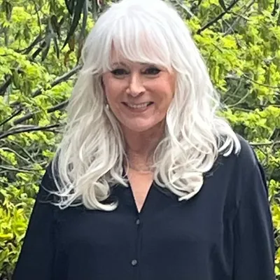 Patricia Richardson profile