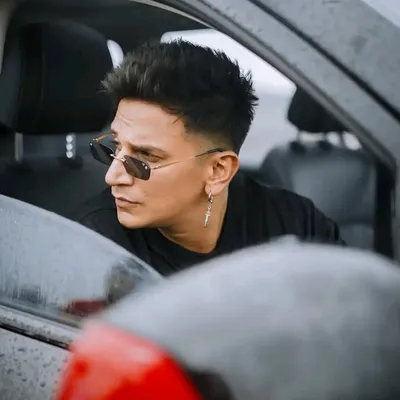 Prince narula fanz profile