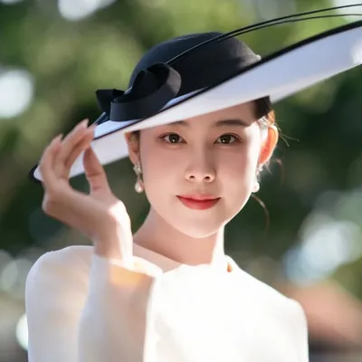 Huiwei Zhou