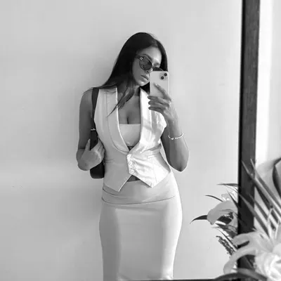 Pritika Rao profile