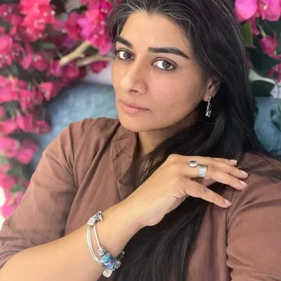 Priya Manthiram profile