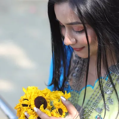 ๐งโโ๏ธ๐ฆPriya๐งโโ๏ธ๐ฆ profile