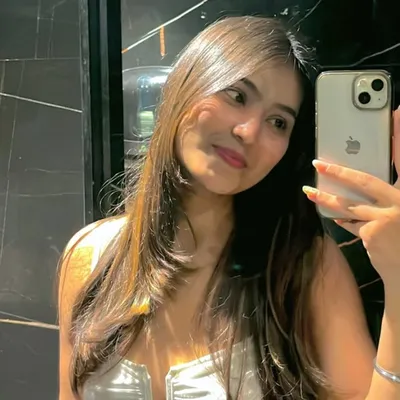 P R I Y A L🌸 profile