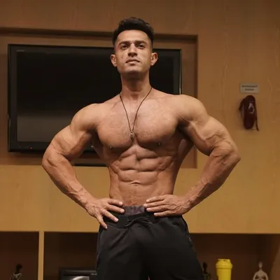 Priyam Mahajan|Body Transformation Coach profile