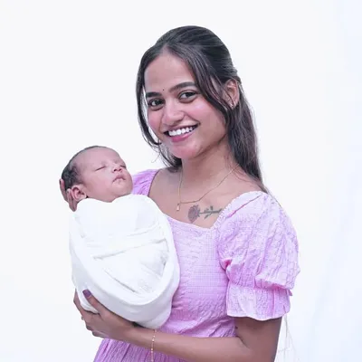 🦋pari🦋 profile