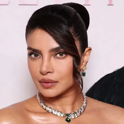 Priyanka Chopra Online profile