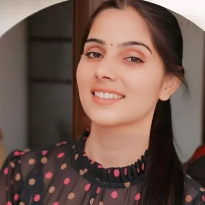 OfficialPriyanka(mrs.poonia) profile