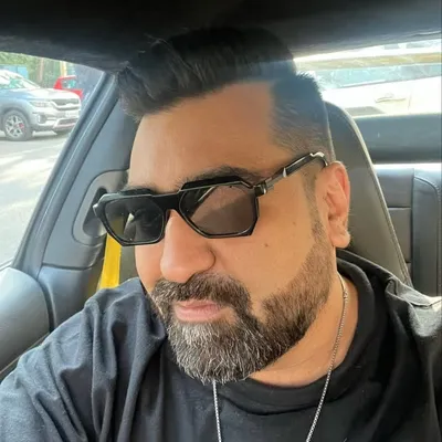 priyank sukhija profile