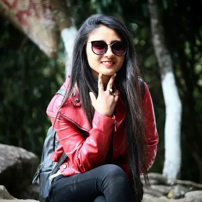 pRiyAnxhE chiRinG profile
