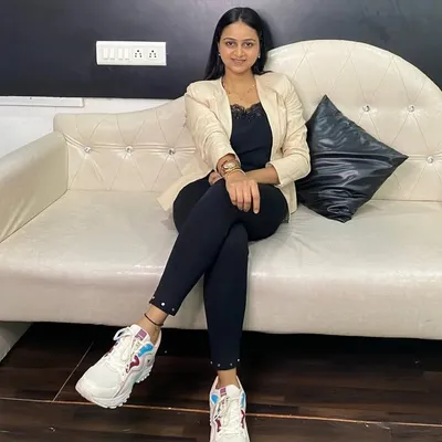 Priya Solanki | Navsari profile