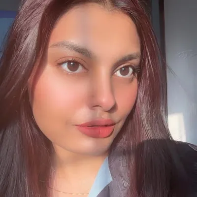 Priya Singh ✨ profile