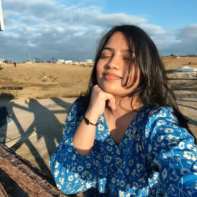 Priyasy | Spoken Word Artist | Traveller profile