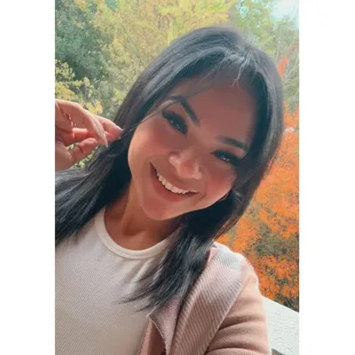 Kelly Martinez ❤️✨ profile