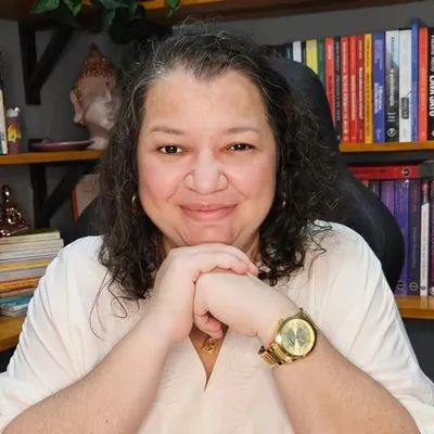 Marianne Brandão | Psicóloga Clínica & Terapia de Casais profile