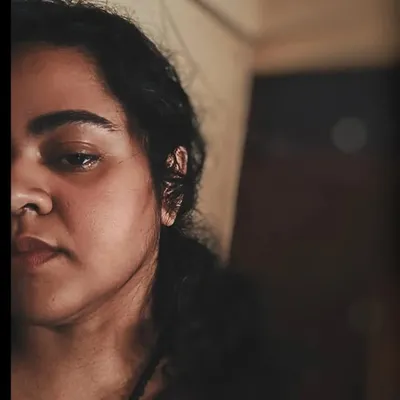 Ishika Tiwari profile