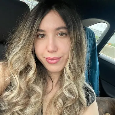 Paula Meninato profile