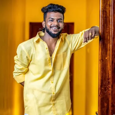 PUGAL KOMBAN profile