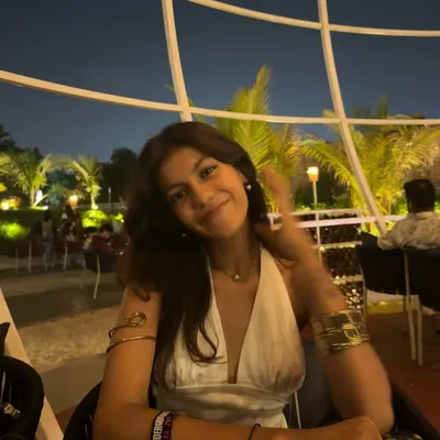 pujaazzzz._____
