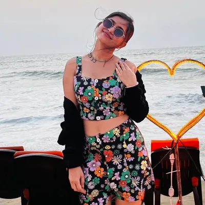 Pooja Mahajan || Influencer profile