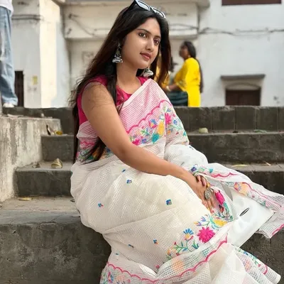 Puja Roy profile