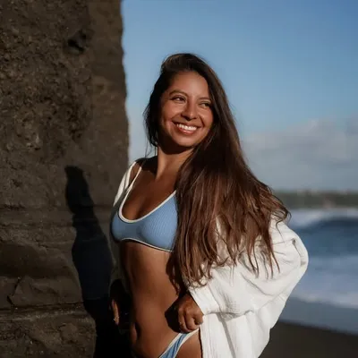 Caro Zúñiga 〰️ Project 180 & Remote Work Mentor profile