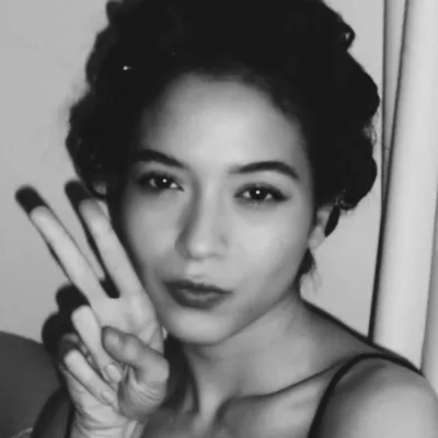Putri Marino profile
